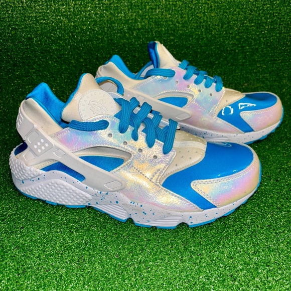 Nike Women's Shoes in Blue and White - Picture 4 of 7